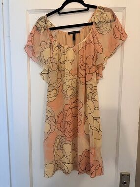 BCBGMaxAzria Peach and Cream Floral Chiffon Dress